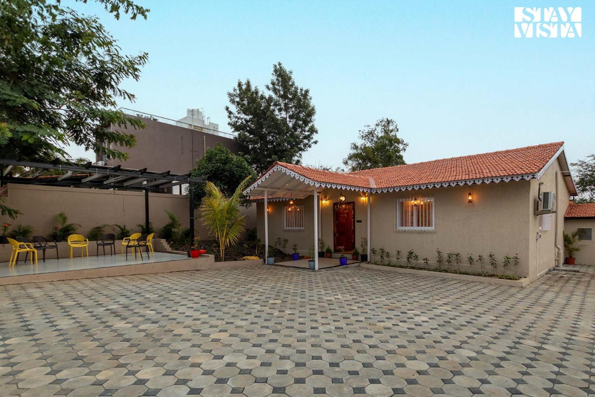 Stayvista'S Harvest Haven - Pool-View Villa With Deck & Machan Near Sula Nashik Exterior photo